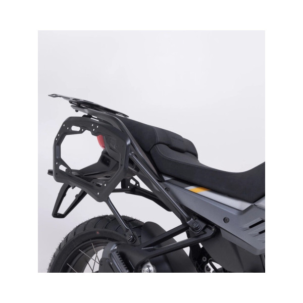 Комплект: бічні кофри DUSC L + кріплення PRO SW-Motech Moto Guzzi Stelvio (23-) об'єм: 2 x 41l