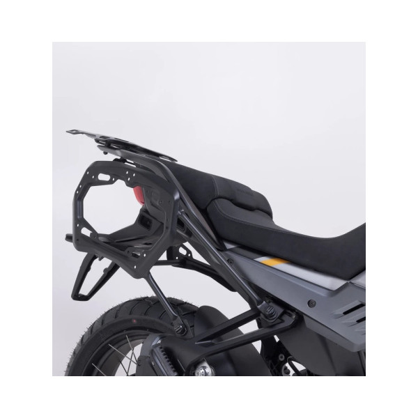 Комплект: бічні кофри DUSC M + кріплення PRO SW-Motech Moto Guzzi Stelvio (23-) об'єм: 2 x 33 л