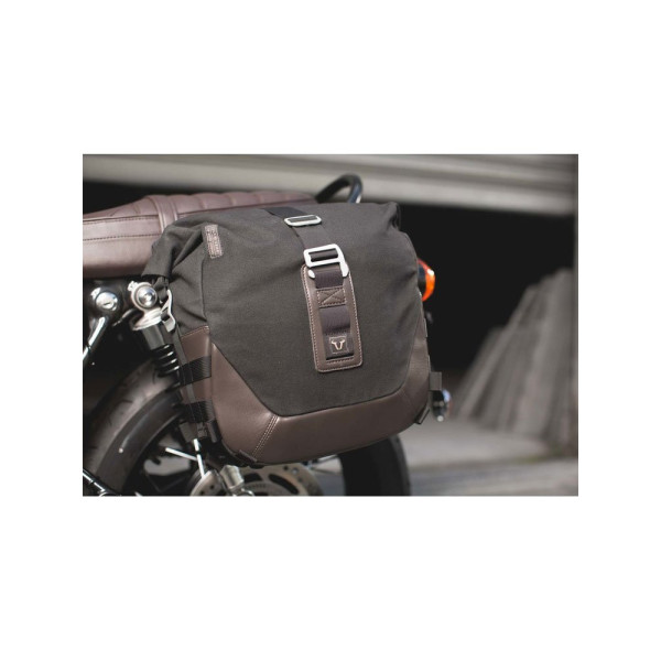 Комплект бічних сумок Legend Gear 13,5/13,5 л і кріплень SLC Triumph Bonneville T100 (16-) та T120 (15-)