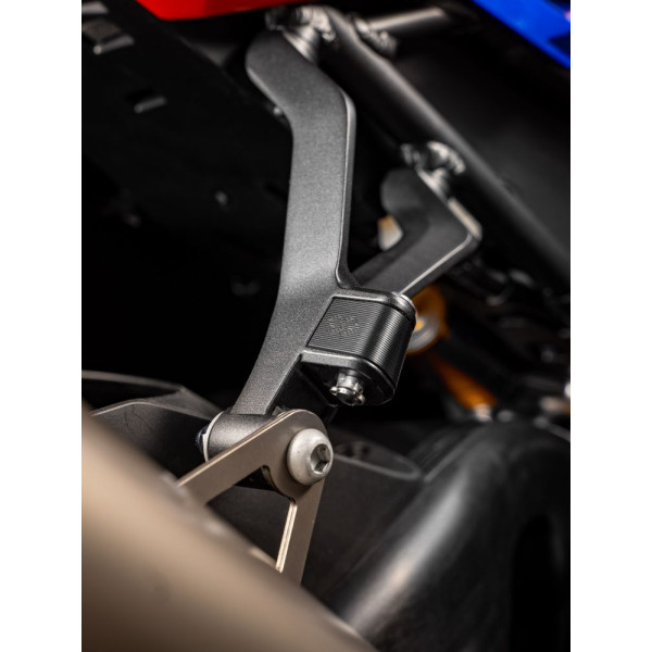 Захисти підніжків пасажира GILLES Honda CBR 1000 RR Fireblade/ CBR 1000 RR-R Fireblade/ SP (обрані роки) чорний