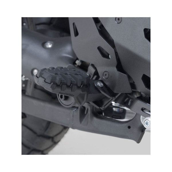 Підніжки мотоциклові SW-MOTECH EVO Honda, KTM, Suzuki (обрані моделі) чорні