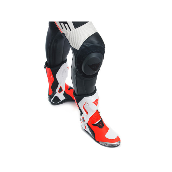 Мотоциклетний комбінезон одночастинний жіночий Dainese Grobnik чорний-біло-червоний