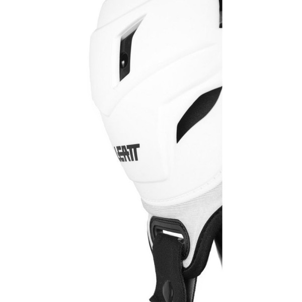 Захист грудної клітки Leatt 5.5 Pro біло-чорний