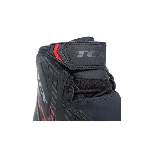 Мотоциклетні черевики TCX R04D Waterproof чорні-червоні