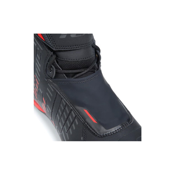 Мотоциклетні черевики TCX R04D Waterproof чорні-червоні