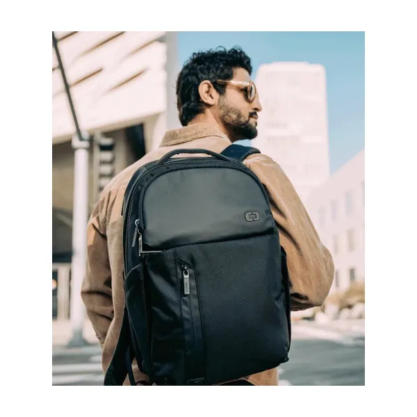 Рюкзак Ogio Pace Pro 20 чорний об'єм 20л