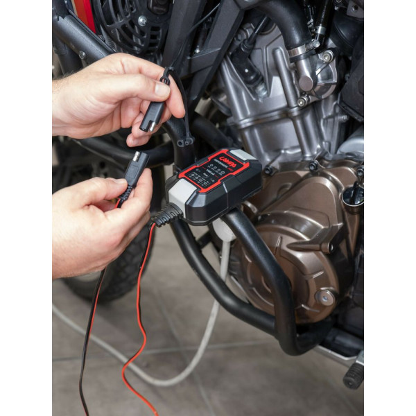 Подвійний, водонепроникний зарядний пристрій USB Лампа Usb-Fix Trek з кріпленням до керма мотоцикла швидка зарядка; 5400 mA; 12/24 V