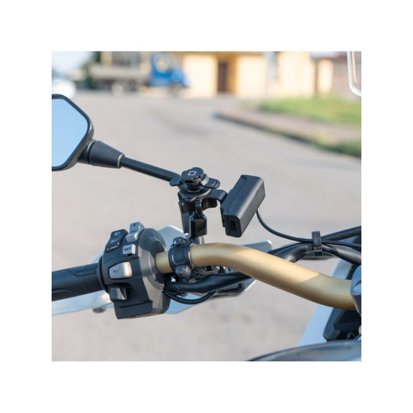 Подвійний, водонепроникний зарядний пристрій USB Лампа Usb-Fix Trek з кріпленням до керма мотоцикла швидка зарядка; 5400 mA; 12/24 V