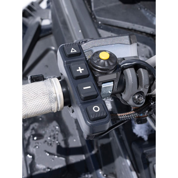 Контролер на кермо Garmin чорний