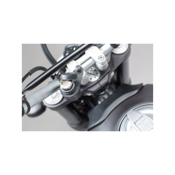 Кріплення розетки запальнички SW-MOTECH на кермо гвинт M8