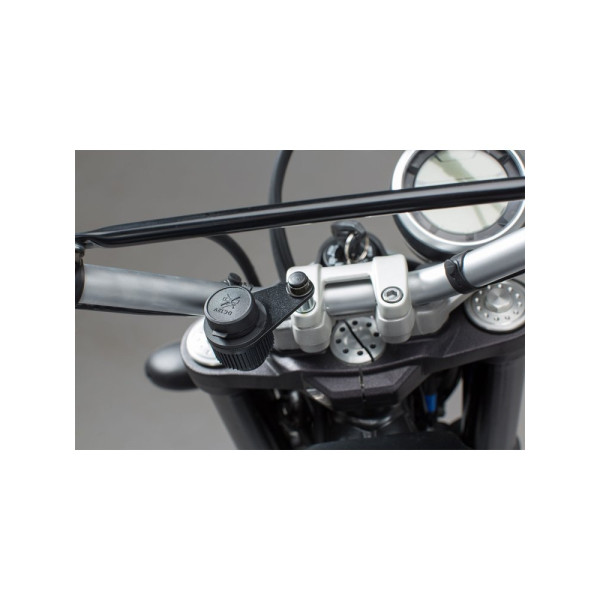 Кріплення розетки запальнички SW-MOTECH на кермо гвинт M8