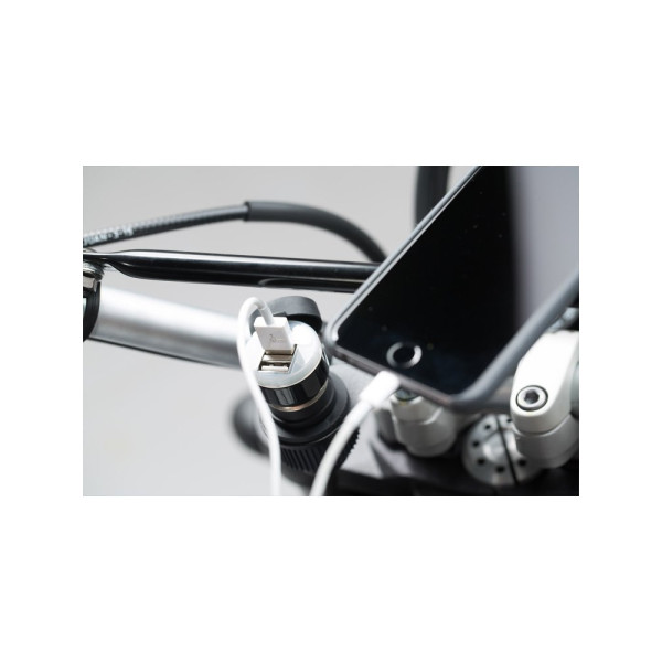 Розетка запальнички SW-MOTECH з портом USB