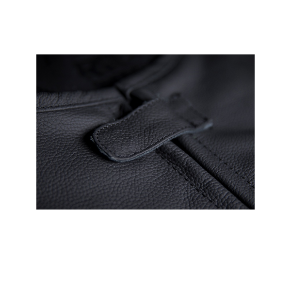 Мотоциклетна шкіряна жилетка Icon Regulator D3O Stripped Vest