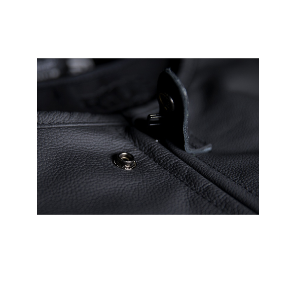 Мотоциклетна шкіряна жилетка Icon Regulator D3O Stripped Vest