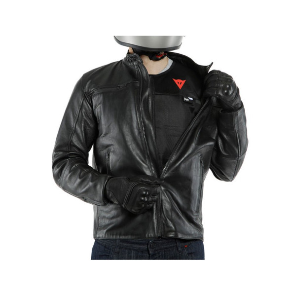 Мотоциклетна жилетка Dainese Smart Jacket з повітряною подушкою D-air®