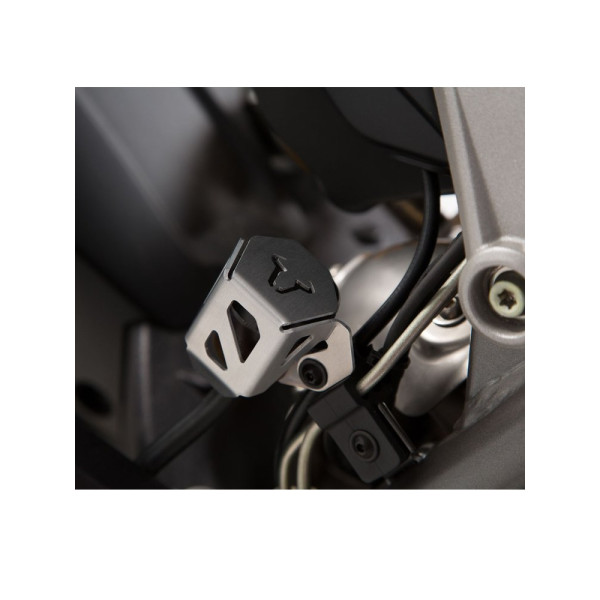 Захист бачка гальмівної рідини SW-MOTECH Ducati Hypermotard 821/ SP 13-16/ 939 16-/ Hyperstrada 821 13-/ 939 16-/ KTM Super Duke 1290 GT