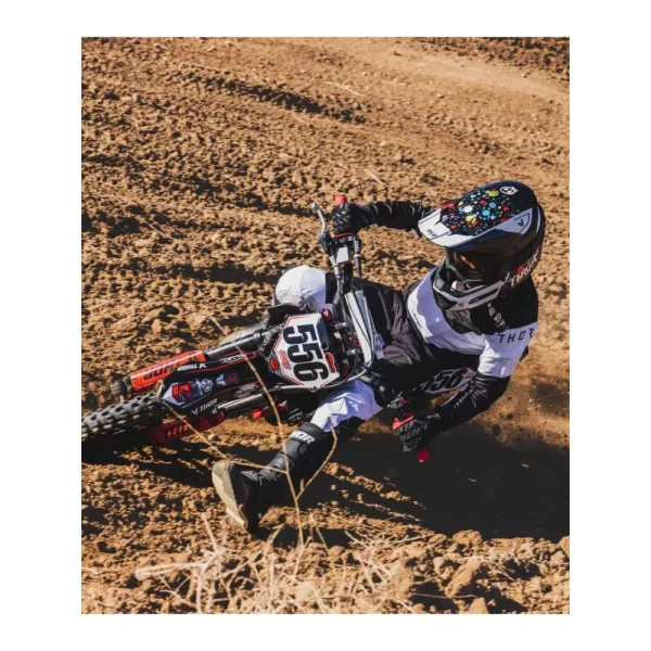 Дитячий ендуро шолом Thor Fleet Splat чорний